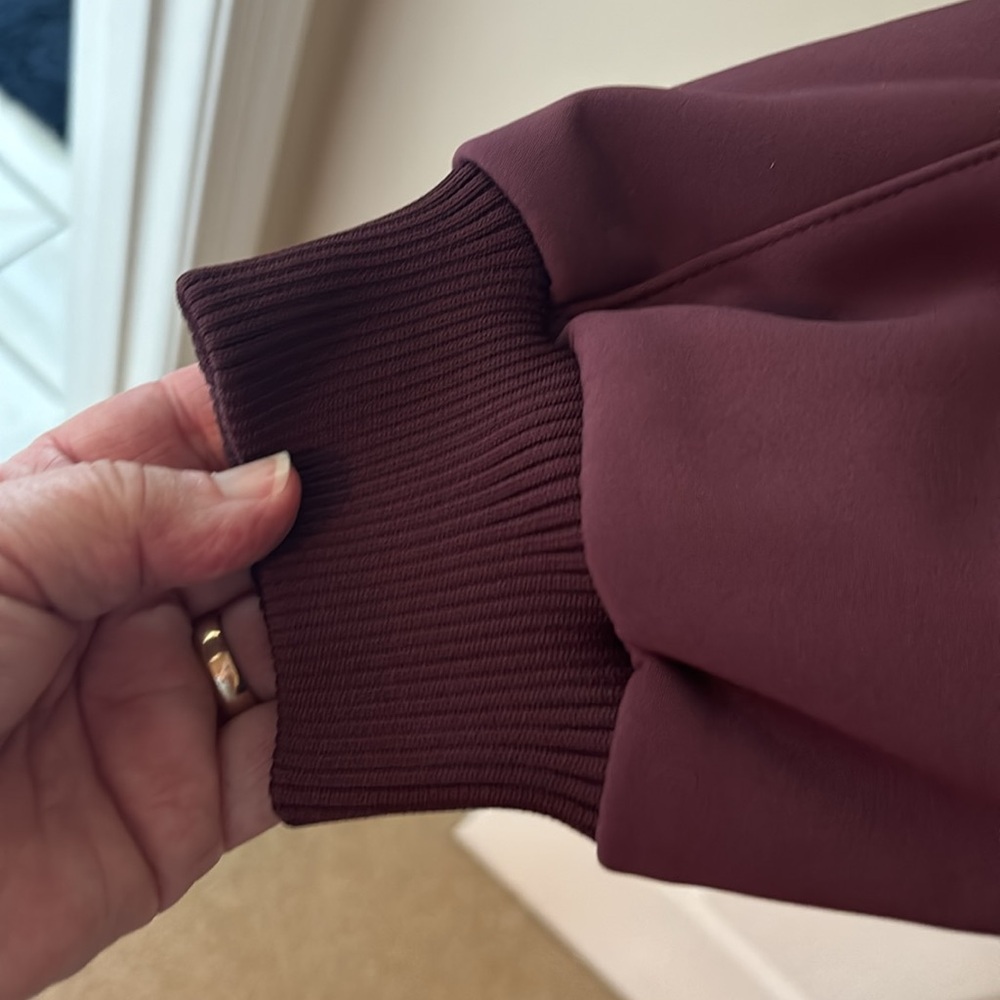VA Tech Jacket. XL - Picture 4 of 8